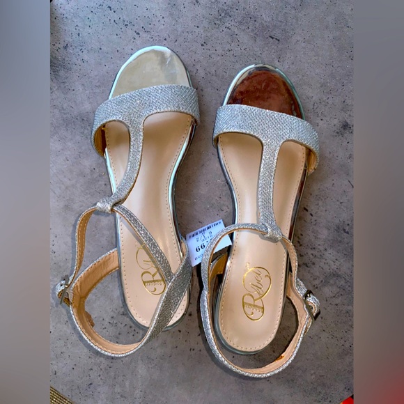 Rebel Wedge - Picture 7 of 14